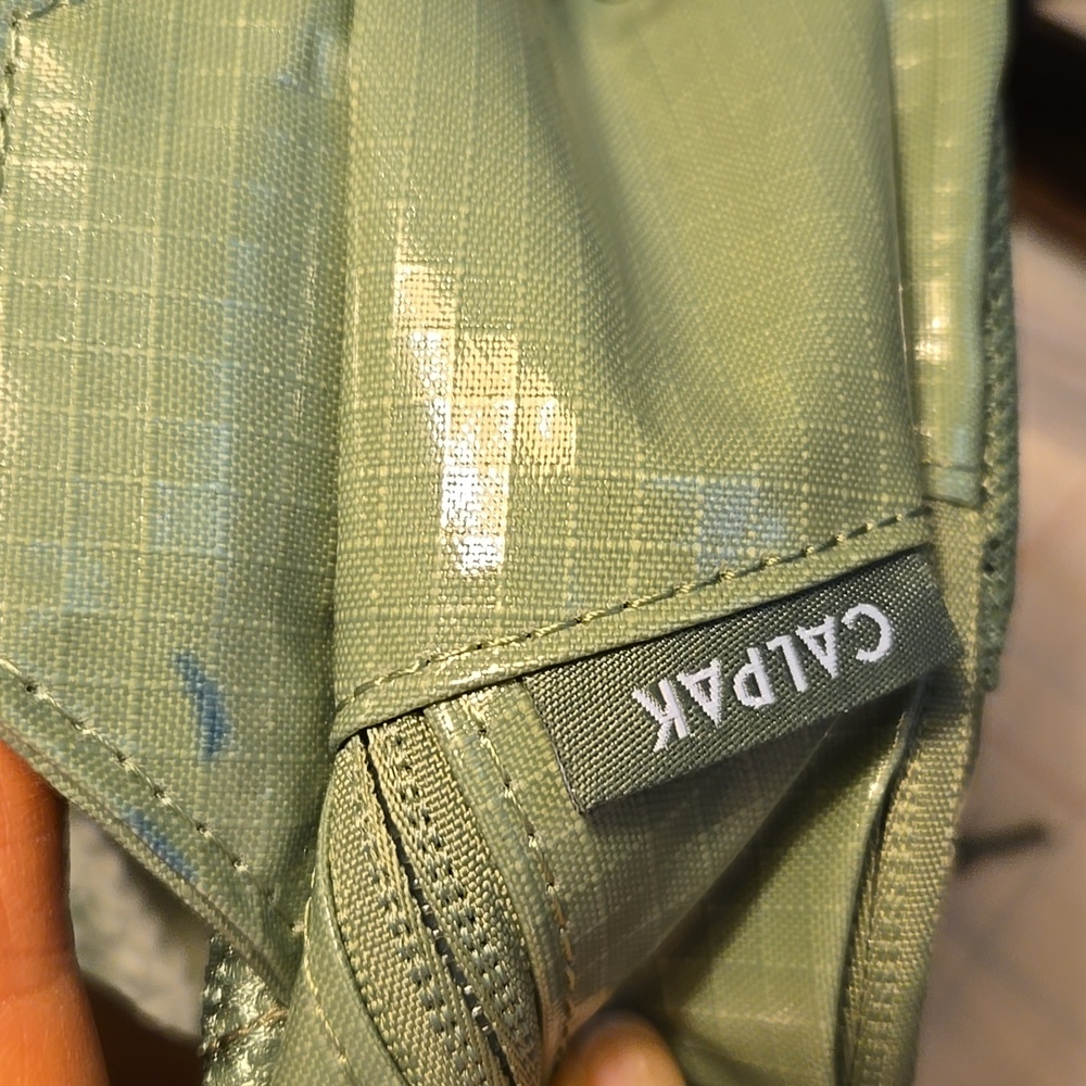 CalPak Juniper Terra Sling Crossbody Bag. - Picture 6 of 6